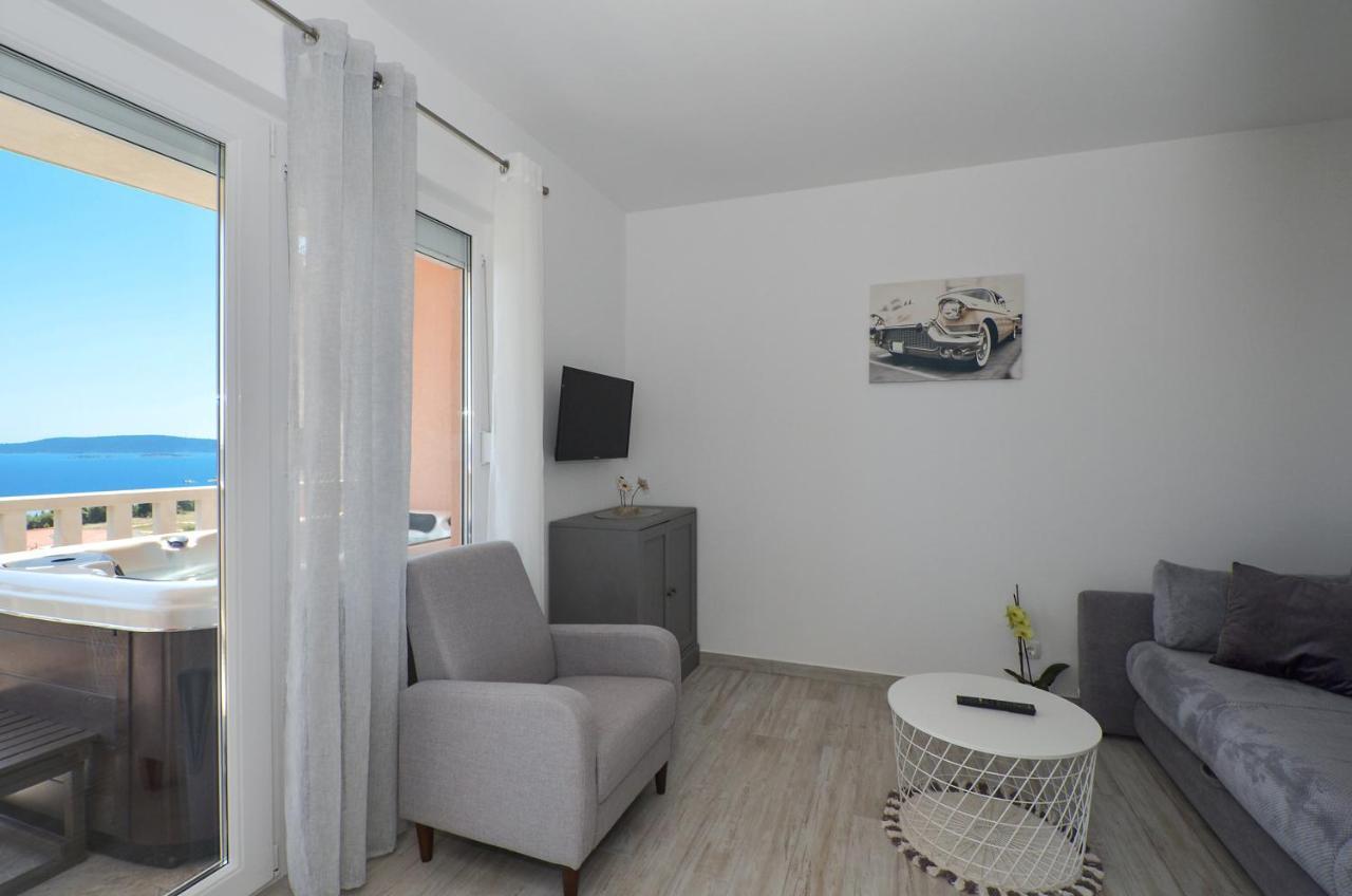 Apartment Elza Trogir Eksteriør bilde